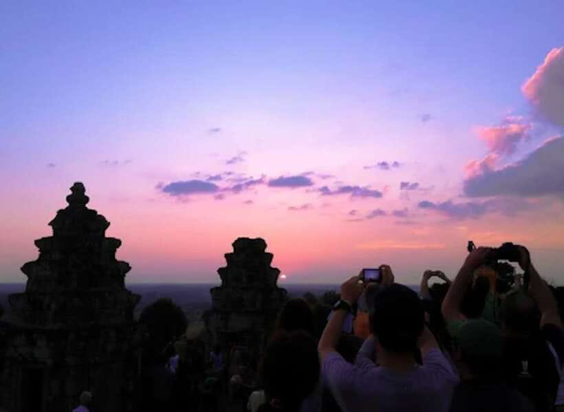 Siem Reap: Full-Day Angkor Wat Guided Tour with Sunset - Lunch Break and Heat Management: Your Real Midday Reset