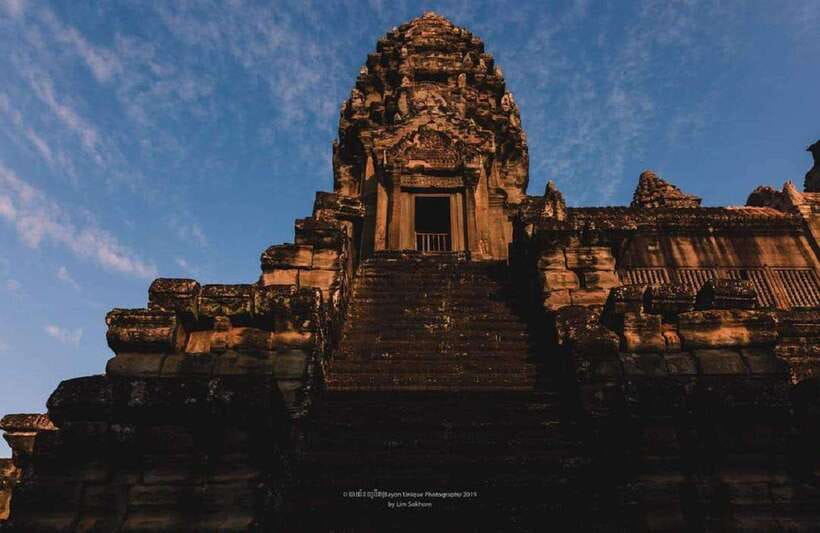 Siem Reap: Full Day Angkor Wat Temple Tour with Sunset - Ta Prohm’s jungle walk: ruins, roots, and an atmospheric change of pace