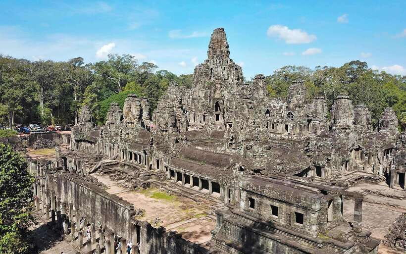 Siem Reap: Full-Day Tuk-Tuk Tour of Angkor Wat Temples - Angkor Wat sunrise: the early start that sets the tone