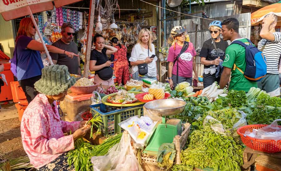 Siem Reap: Guided Countryside Bike Tour - Food, Water, and Snack Breaks You’ll Actually Notice