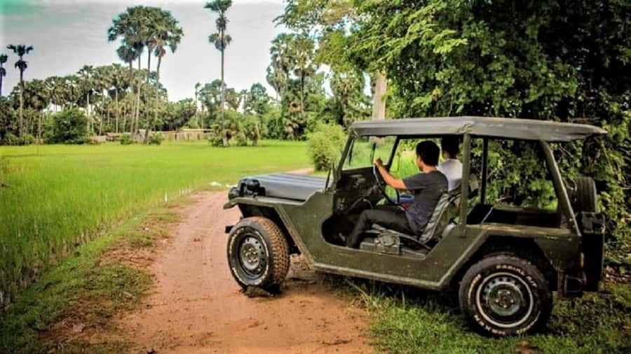 Siem Reap: Guided Countryside Sunset Tour by Jeep - Getting picked up and cruising out from Krong Siem Reap