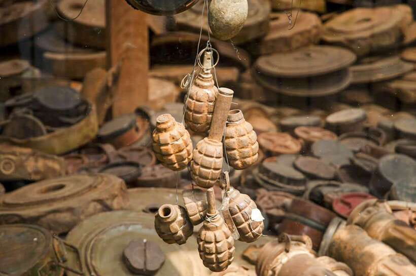 Siem Reap: Khmer Rogue, War museum &landmine museum Day Tour - The guide makes or breaks the learning