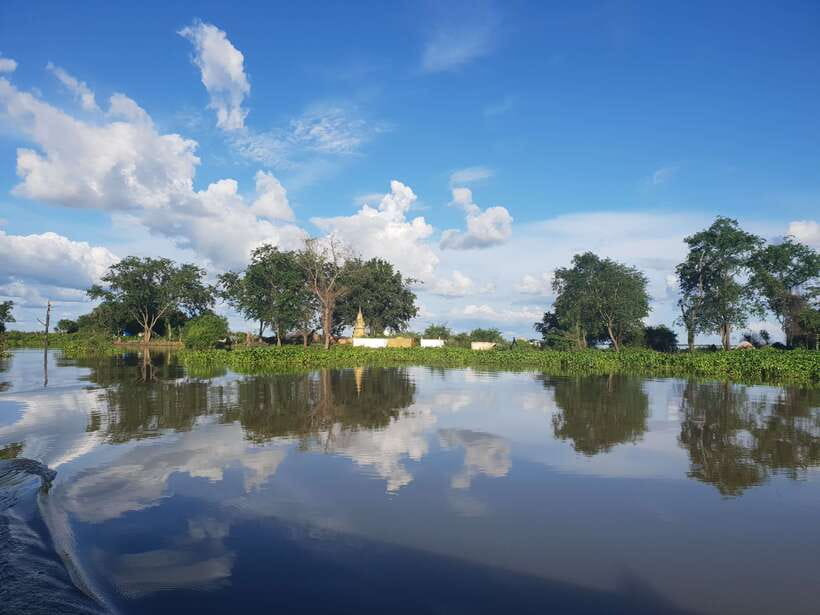 Siem Reap: Kompong Khleang Floating Village Guided Tour - How Dara and the guide team affect your experience