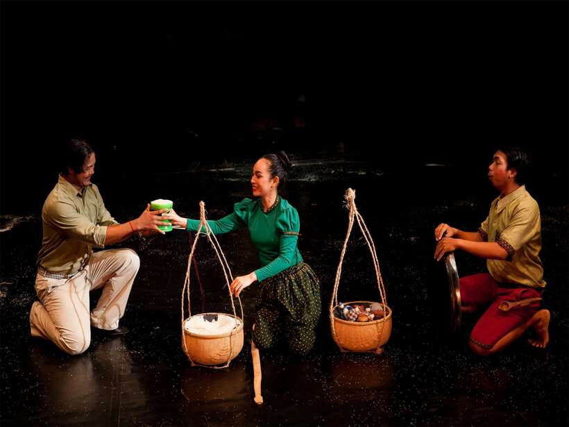 Siem Reap: Phare, Cambodian Circus with Tuk-Tuk Transfers - Who should book this in Siem Reap
