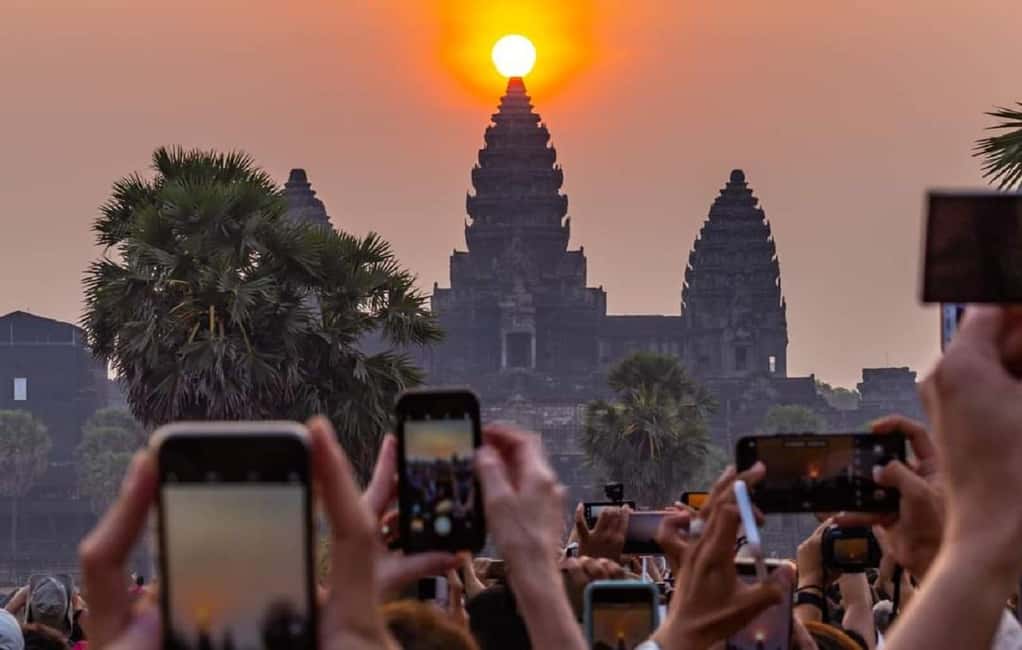 Siem Reap Temple Tour 2-Day with Sunrise/Sunset - Day 2: Banteay Srei’s fine carvings and Preah Khan’s calmer feel