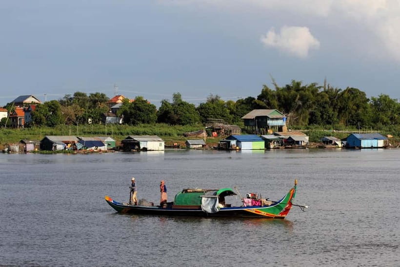 Siem Reap to Phnom Penh Full-Day land/cruise tour (one way) - The service feel: when a small group makes a difference