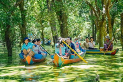 Siem Reap: Tonle Sap, Kampong Phluk & Floating Village Tour - Getting There: Pickup, Minibus Time, and When Your Day Starts
