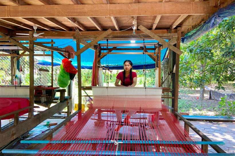 Silk Island Cruise and Tours with English Speaking Guide - Tuk Tuk Around The Island: Crops, Color, And How People Use Space
