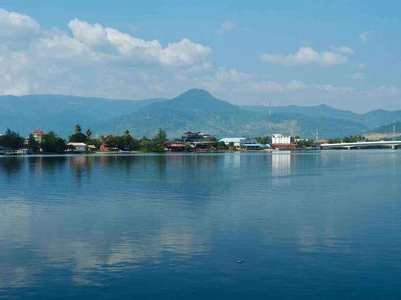 Small Group: One Day Phnom Penh to Kampot, Kep include lunch - Salt Fields Stop: The Quiet Work Behind Kampot’s Economy