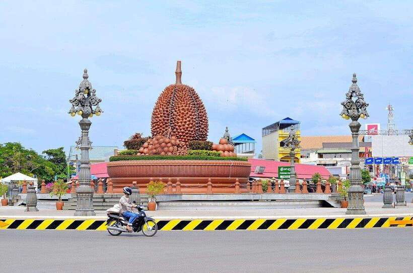 Small Group: One Day Phnom Penh to Kampot, Kep include lunch - Kep-sur-Mer and the Crab Market: Coastal Calm After Lunch