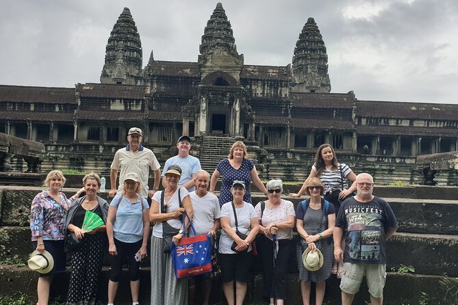 Sun Rise at Angkor Wat Small Group Day Tour from Siem Reap - Angkor Wat in the dark: what you’ll see and how to watch it