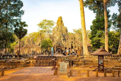 Sunrise at Angkor Wat and Small Tour with Tours Guide - The guide + the temple pass: the two “hidden” drivers of the day