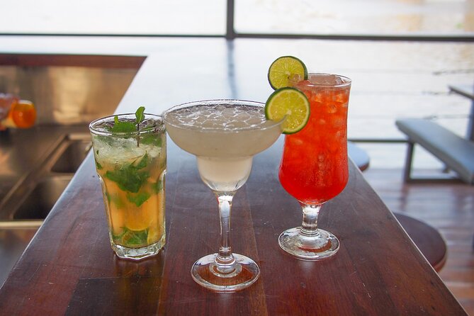 Sunset & Evening Dinner Cruise With One Way Free Pick Up - Drinks and the Welcome Cocktail: What’s Included vs What Costs Extra