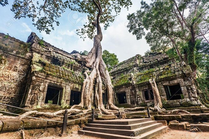 Sunset or sunrise bicycle tour around Angkor Wat and nearby temples - Phnom Bakheng: the sunset finish (if you choose that option)