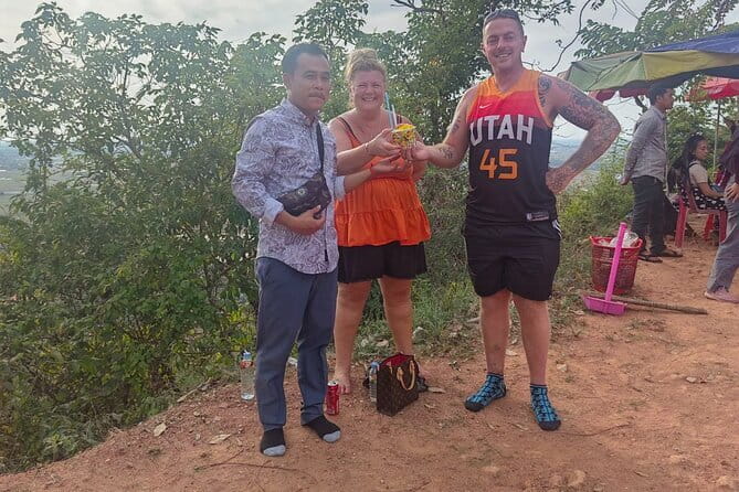 Udong Historical Site Tour - Stop 2: Udong Mountain, Buddha relics, and the royal stupas