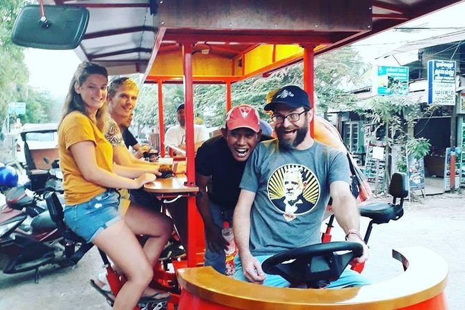 Unlimited Drinks - Sunset City Tour - 2 Hours - Pub Street and the Old Market zone: a quick orientation without the long walk