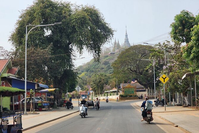 Visit Phnom Udong and Silk Island by Khmer Traditional Tuk-Tuk - Udong Mountain: the climb, the viewpoints, and the five places up top